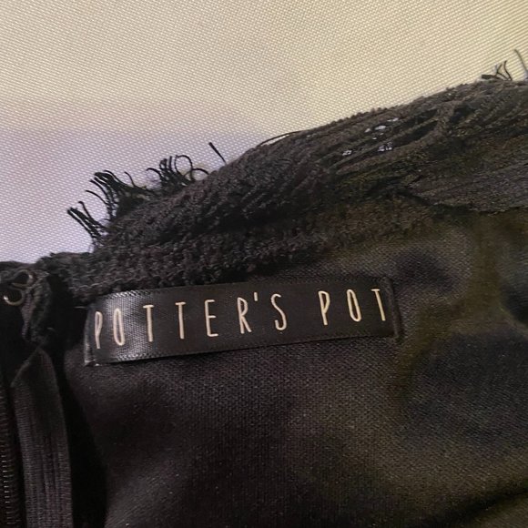 Potter's Pot Women's Black Romper - Picture 3 of 5